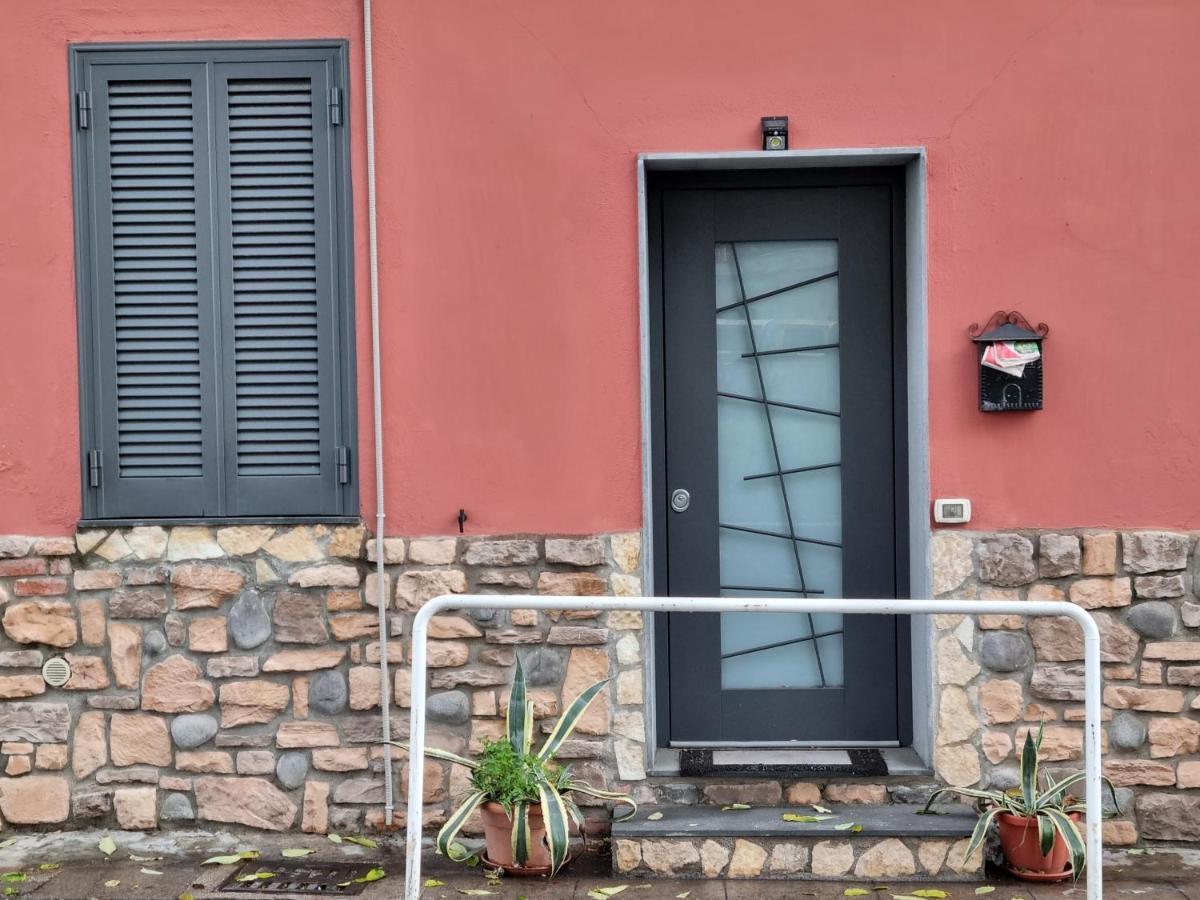 La Tana del Viaggiatore Napoli Esterno foto